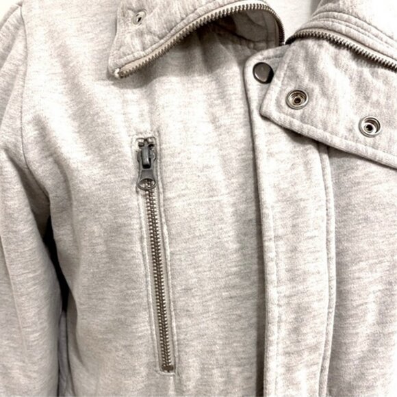 Roxy cozy med weight grey jacket with snap detail and front zip. Women’s size L - Picture 5 of 9